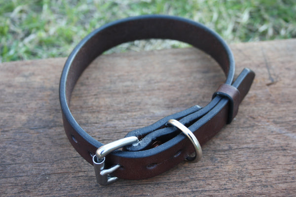 Dog Collar in Rich Brown with Stainless Steel Hardware